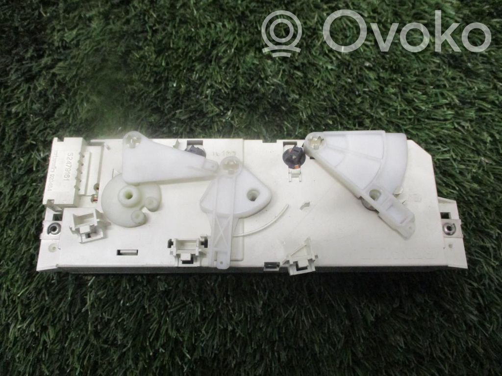 Renault Twingo I Climate control unit 