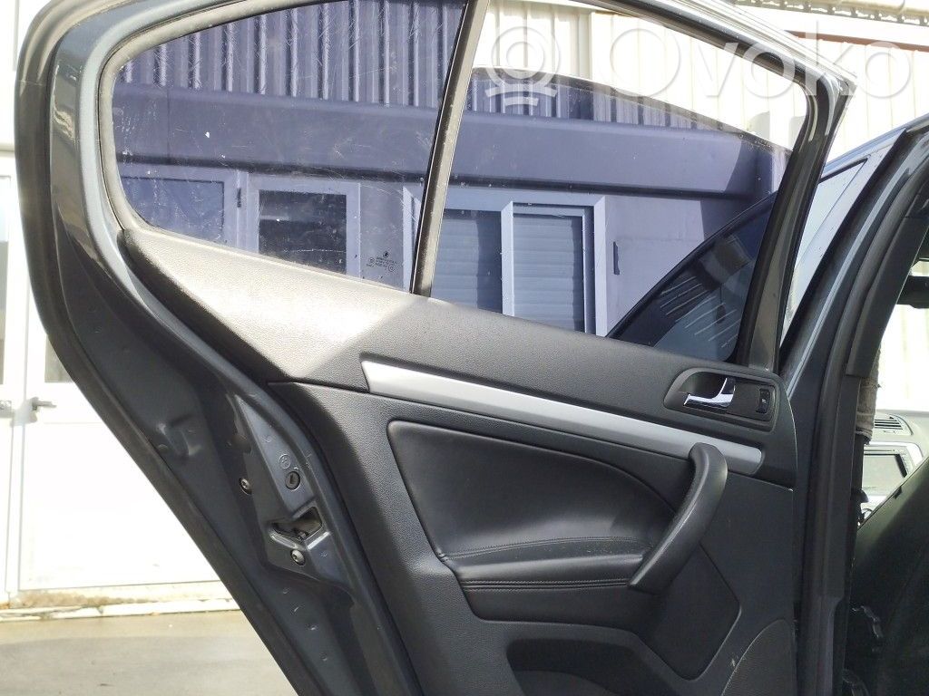 Skoda Octavia Mk2 (1Z) Încuietoare ușă spate 