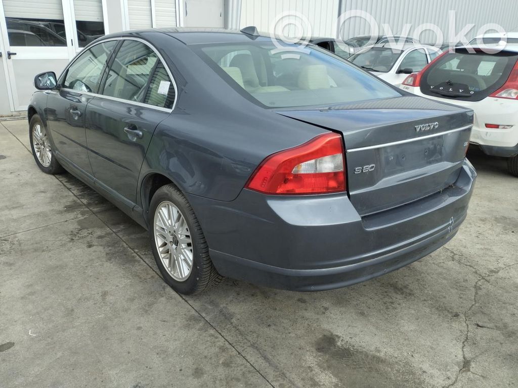 Volvo S80 Takajarrusatula 