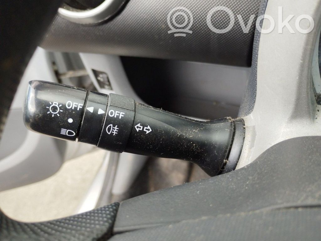 Peugeot 107 Indicator stalk 