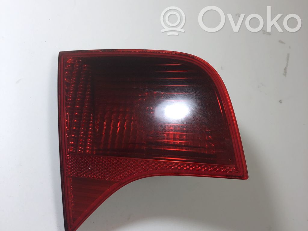 Audi A4 S4 B7 8E 8H Takaluukun takavalot 