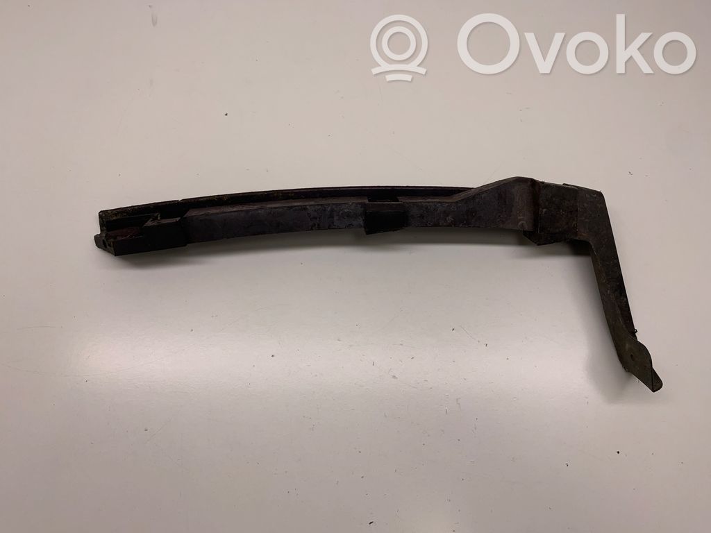 Ford Galaxy Priekšpusē bampera turētājs 