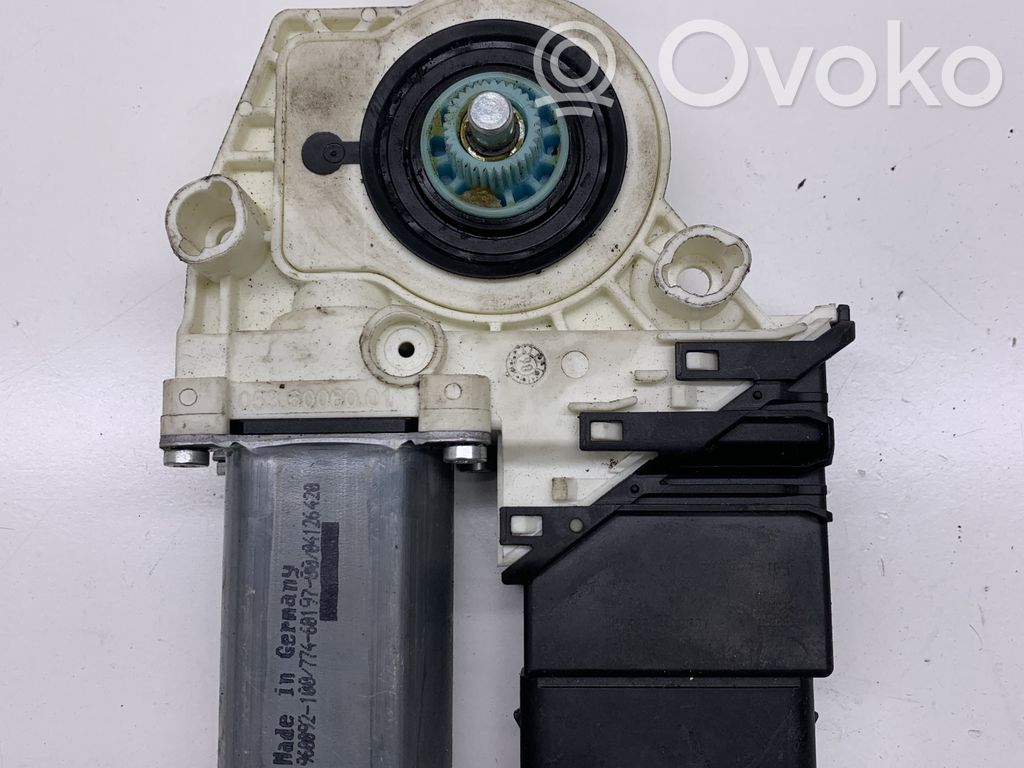 Volkswagen Touran I Silniczek podnoszenia szyby drzwi tylnych 