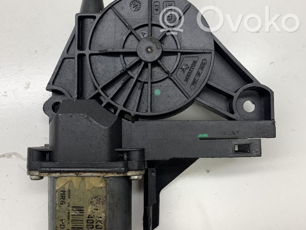 Volkswagen Golf V Silnik regulatora szyby drzwi przednich 