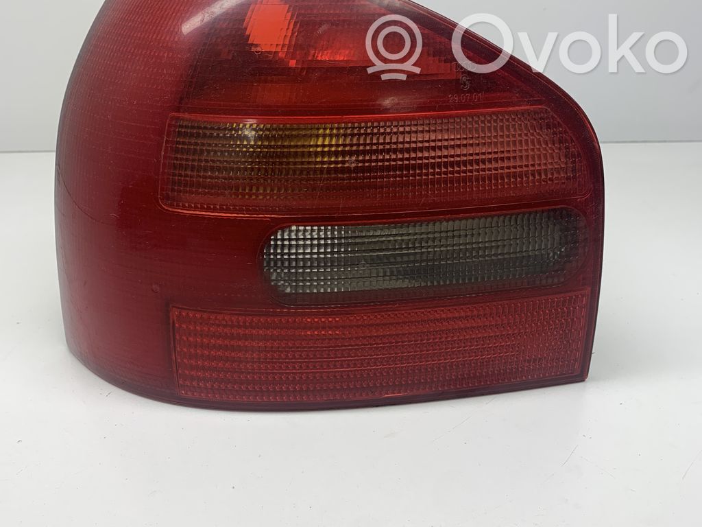 Audi A3 S3 8L Rückleuchte Heckleuchte 