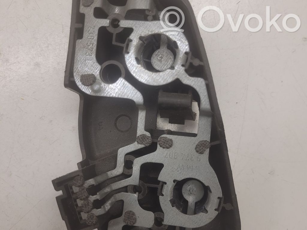 BMW 3 E46 Cubierta del soporte de la lámpara de la luz trasera 