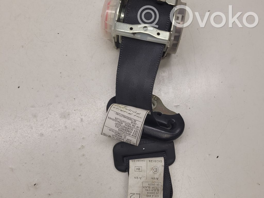 Toyota Yaris Cinturón trasero 