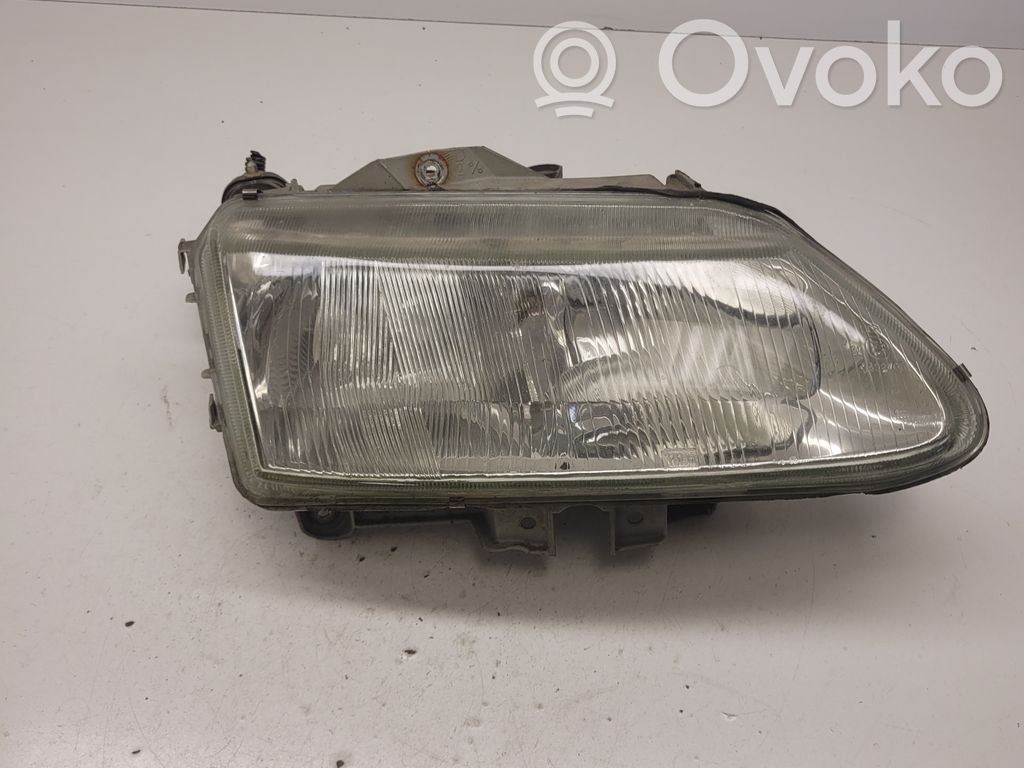 Renault Espace III Scheinwerfer 