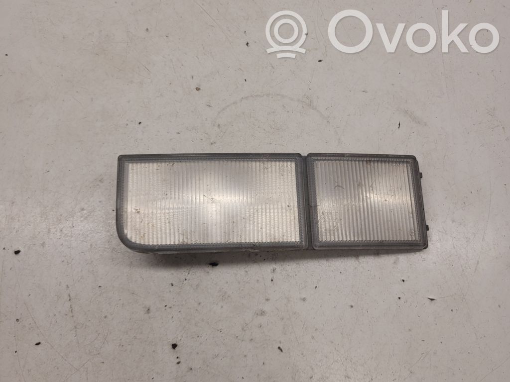 Volkswagen PASSAT B4 Reflektor vorne 