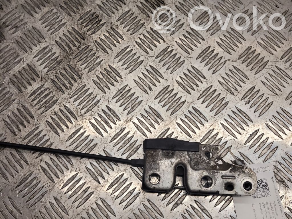 Volkswagen PASSAT B6 Zamek pokrywy przedniej / maski silnika 