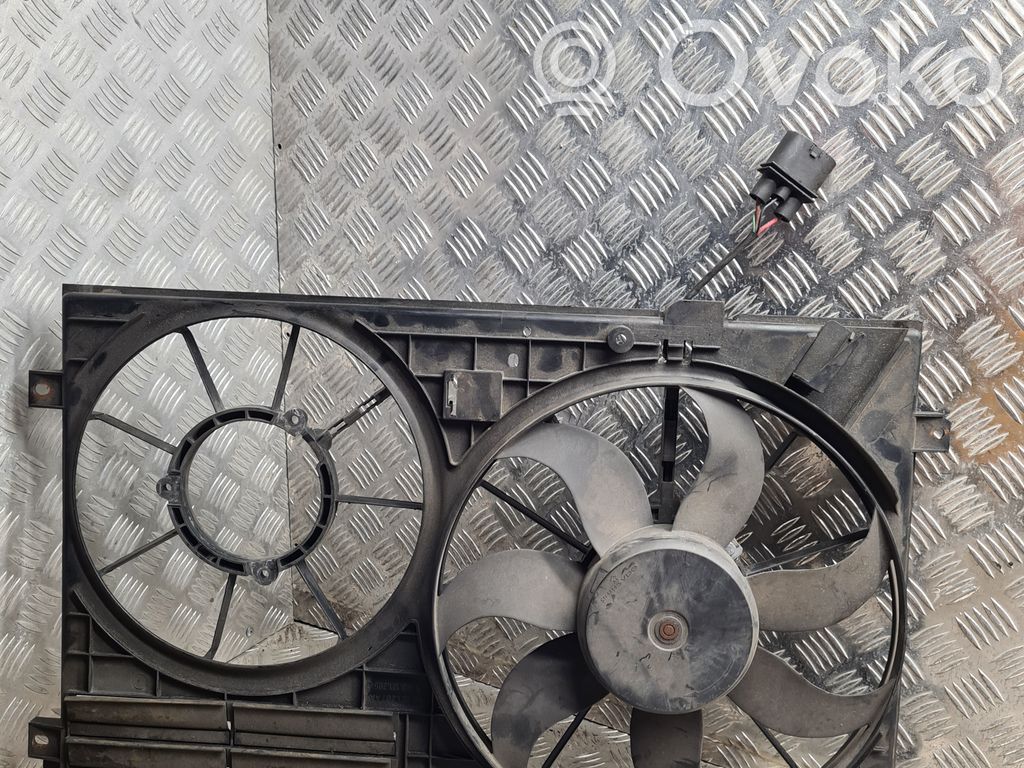 Volkswagen PASSAT B6 Ventilador eléctrico del radiador 