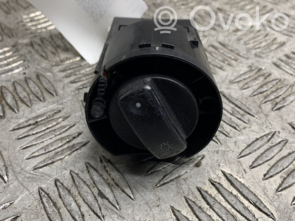 Audi A6 S6 C5 4B Interruptor de luz 