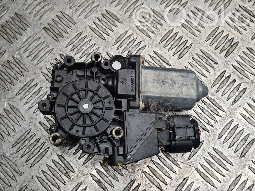 Audi A6 S6 C5 4B Silnik regulatora szyby drzwi przednich 