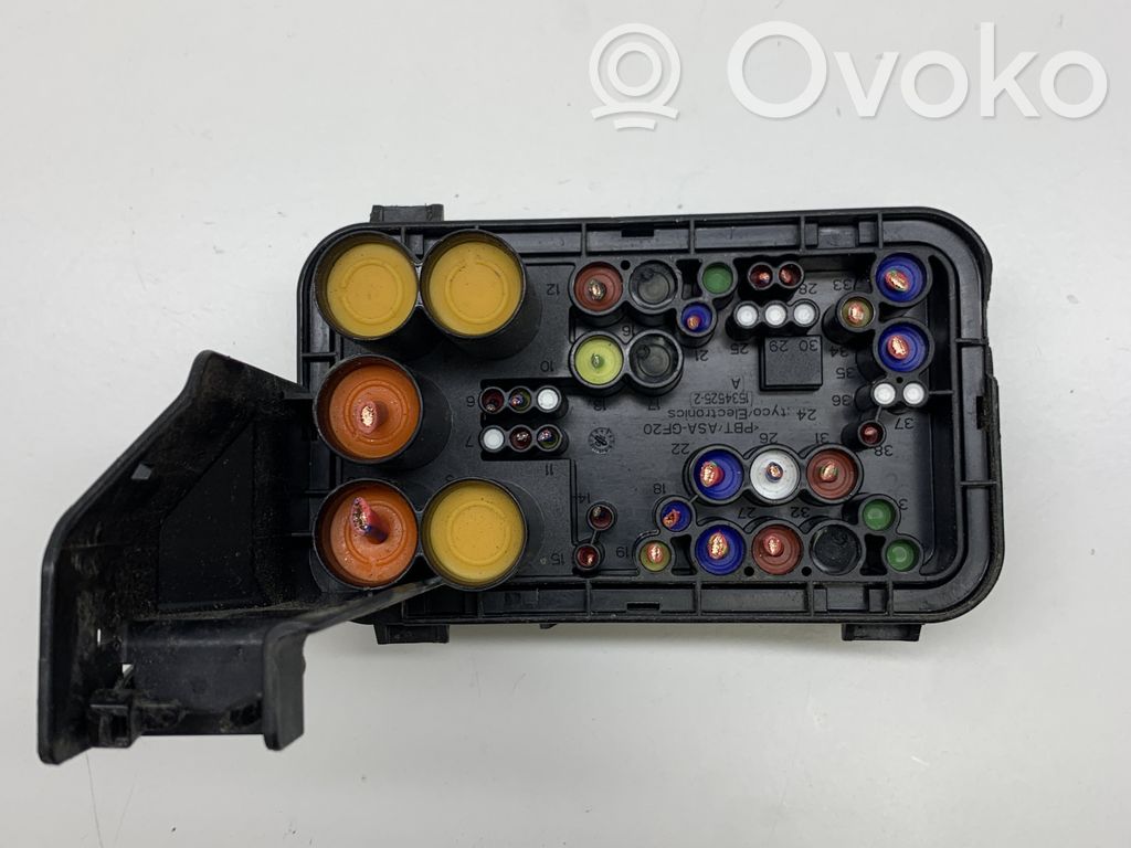 Skoda Octavia Mk2 (1Z) Módulo de fusible 