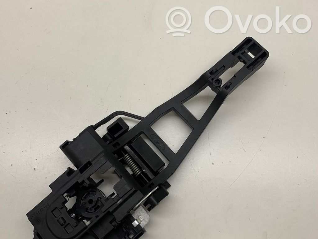 Ford Focus Front door exterior handle/bracket 