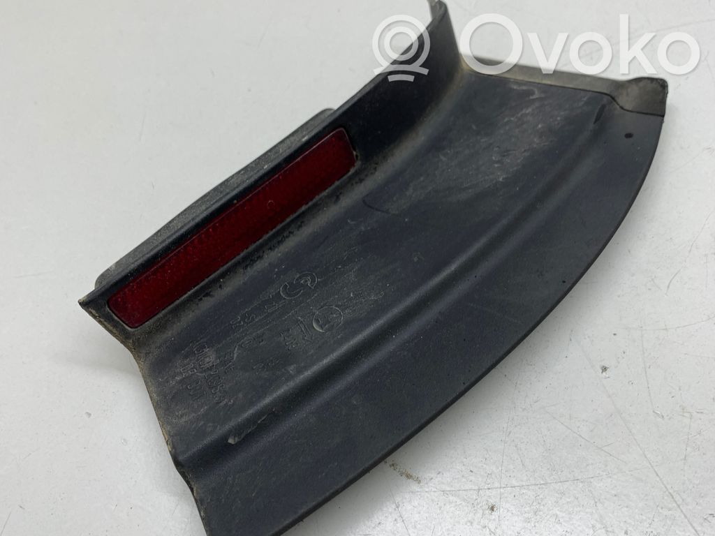 Volkswagen PASSAT B6 Odblask lampy tylnej 