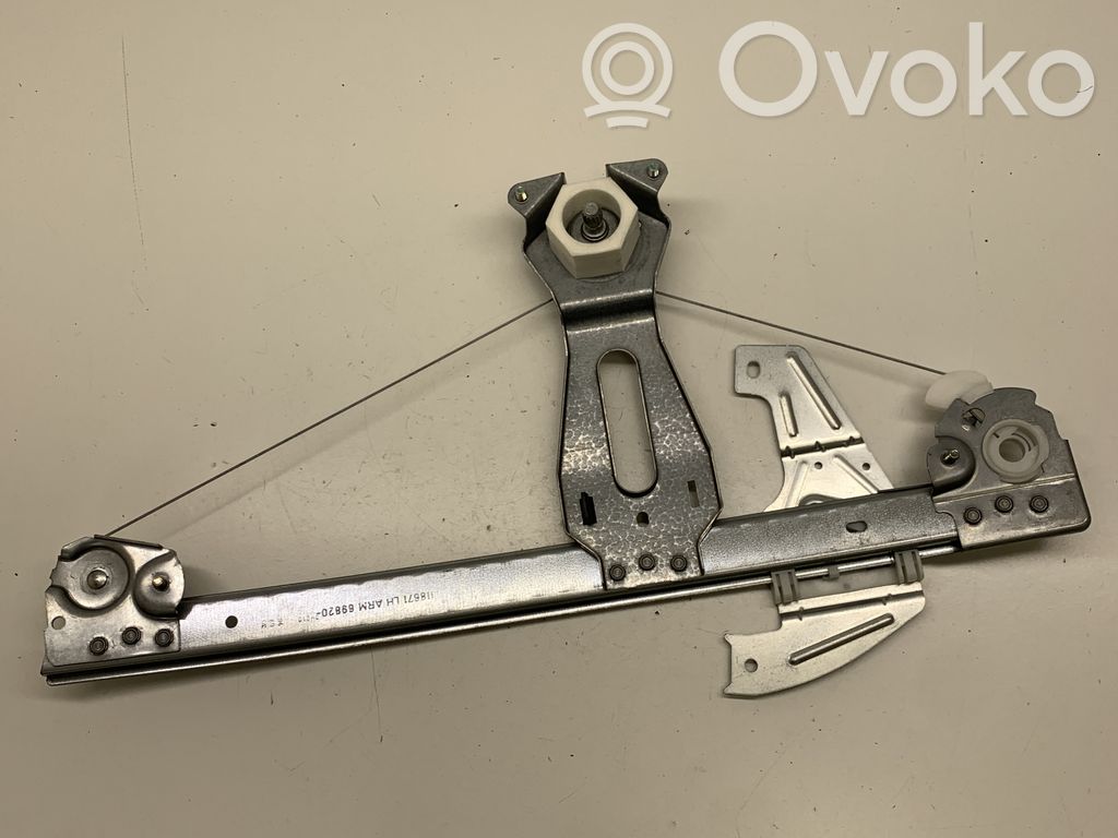 Toyota Aygo AB10 Mechanizm podnoszenia szyby przedniej bez silnika 