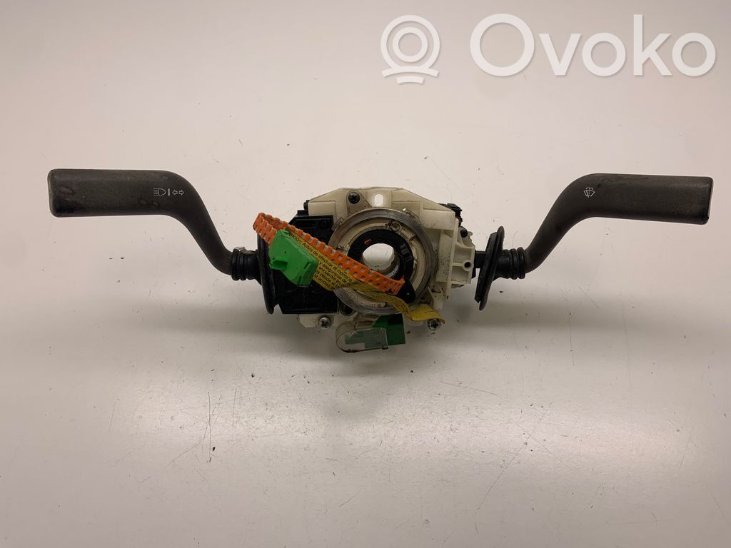 Volvo S40, V40 Interruptor/palanca de limpiador de luz de giro 