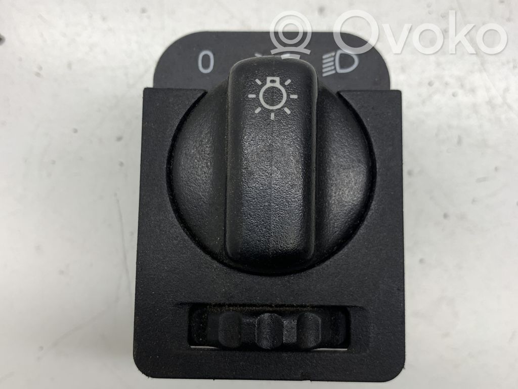 Opel Vectra B Light switch 