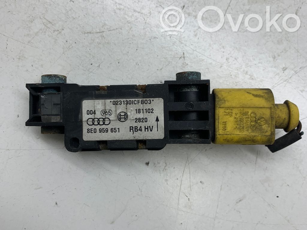 Czujnik uderzenia Airbag   8E0959651,181102,0231301CFB03