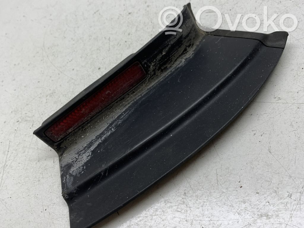 Volkswagen PASSAT B6 Odblask lampy tylnej 