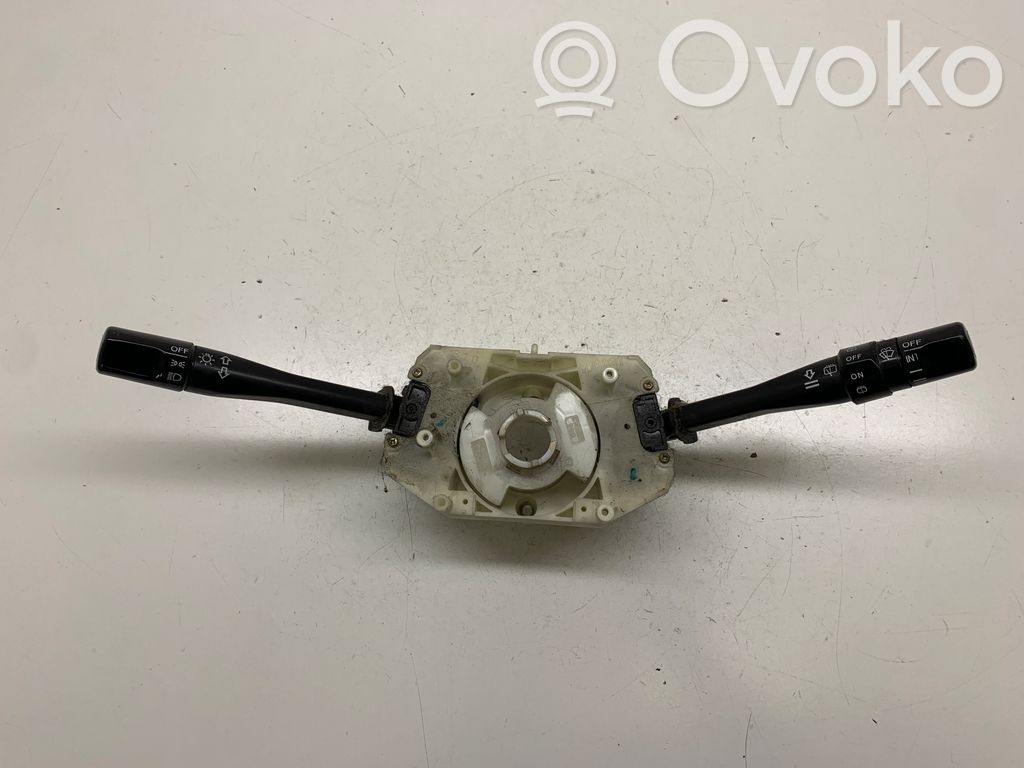 Honda CR-V Wiper turn signal indicator stalk/switch 