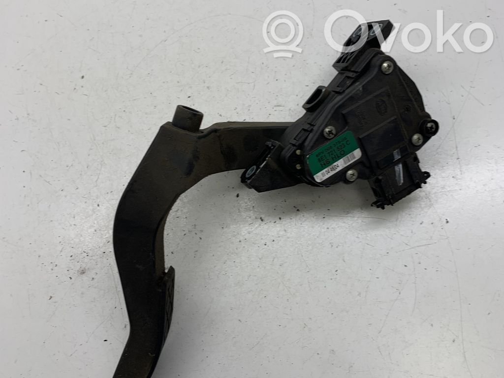 Audi A4 S4 B6 8E 8H Pédale d'accélérateur 