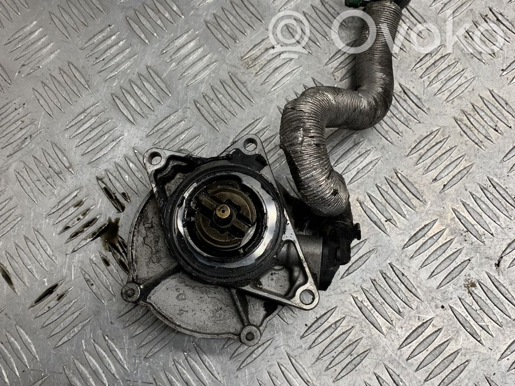 Audi A4 S4 B7 8E 8H Bomba de vacío 