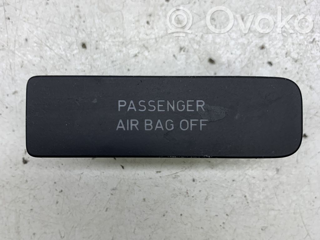 Volkswagen Golf Plus Interruptor de encendido/apagado del airbag de pasajero 
