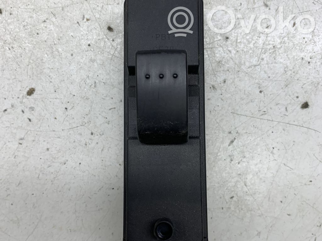 Mazda 3 I Electric window control switch 