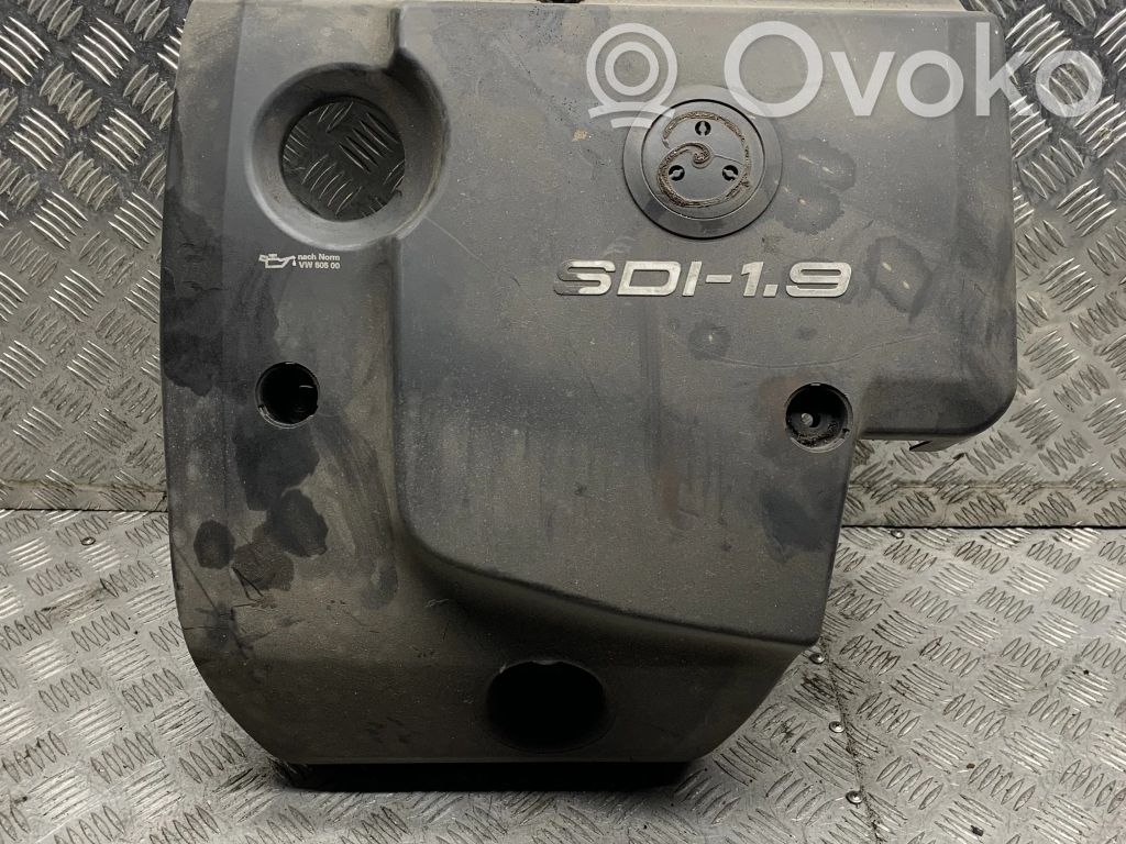 Volkswagen Golf IV Engine cover (trim) 
