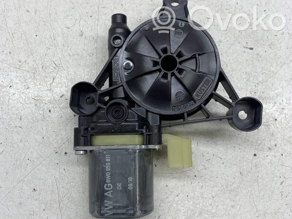 Audi A4 S4 B9 Silniczek podnoszenia szyby drzwi tylnych 