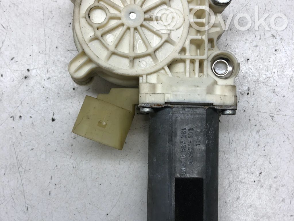 BMW X5 E70 Rear door window regulator motor 