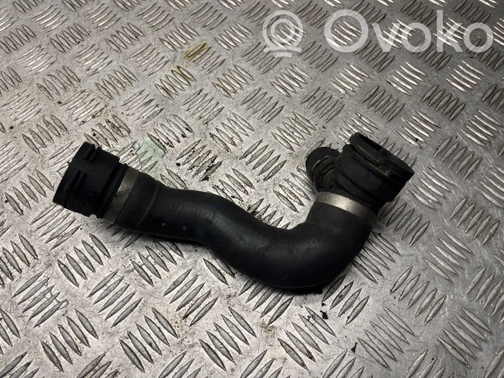BMW X5 E70 Engine coolant pipe/hose 