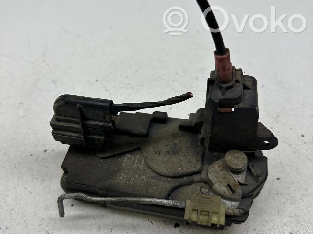 Opel Astra H Takaoven lukko 