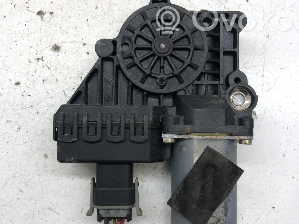Opel Zafira A Silnik regulatora szyby drzwi przednich 