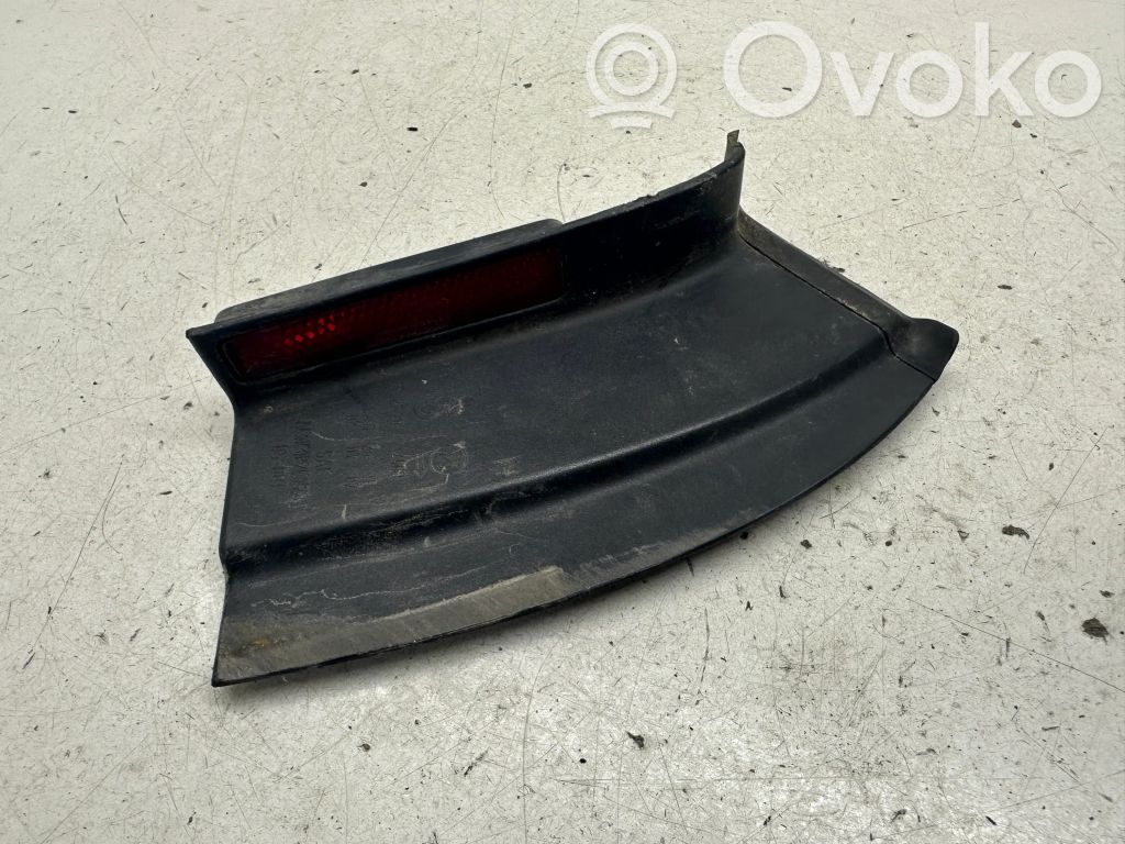 Volkswagen PASSAT B6 Element lampy tylnej 