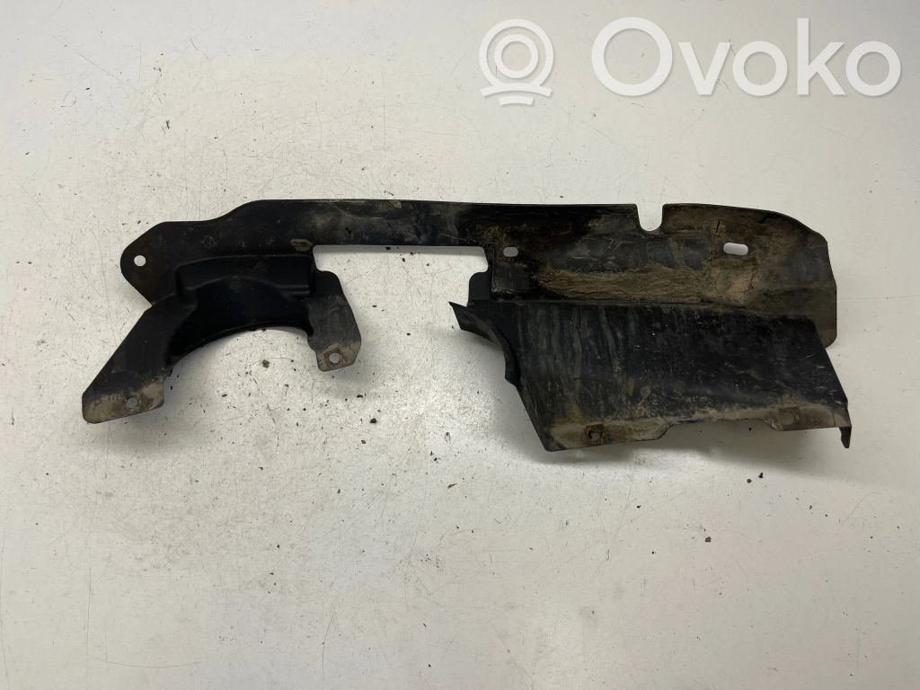 BMW X3 E83 Alustan etusuoja välipohja 
