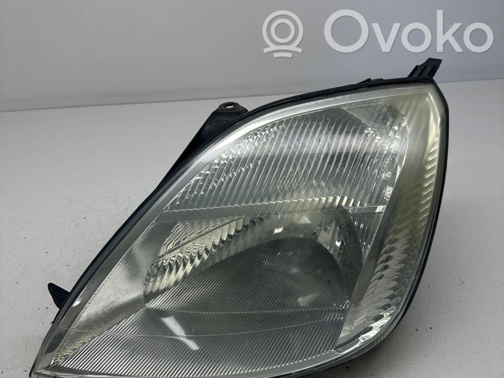 Ford Fiesta Headlight/headlamp 