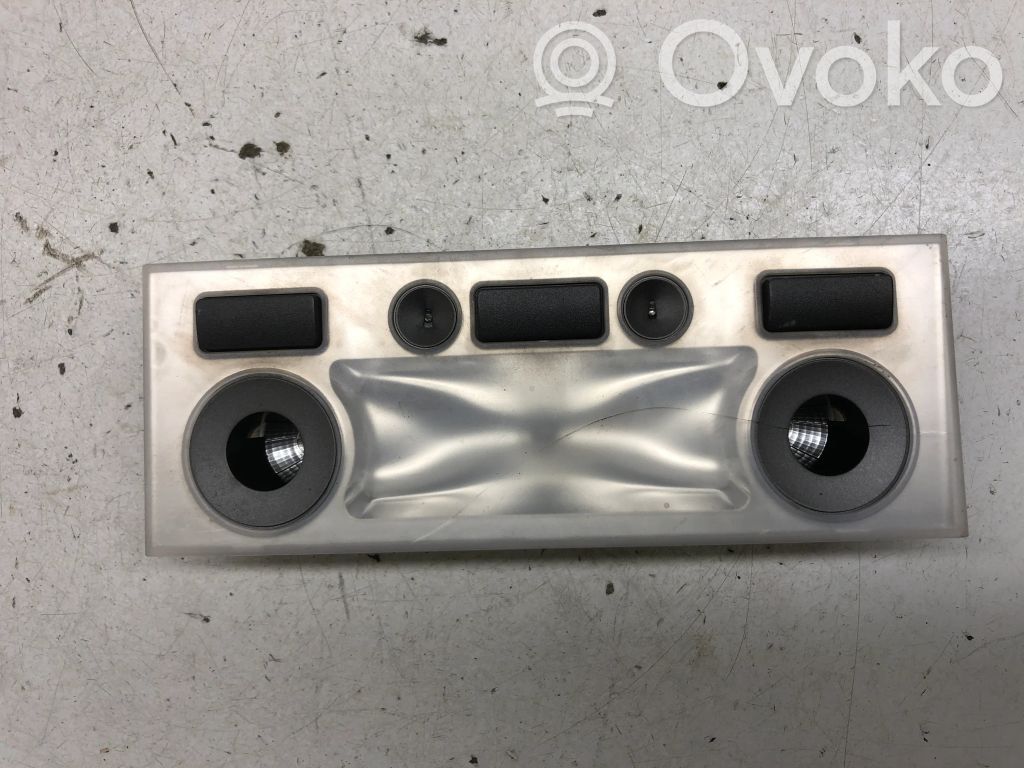 BMW 7 E65 E66 Etuistuimen valo 