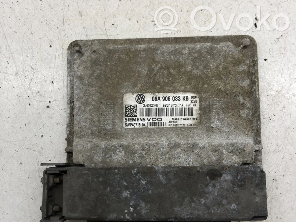 Skoda Octavia Mk2 (1Z) Engine control unit/module 