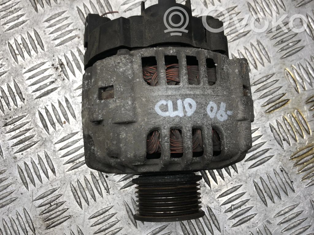 Renault Clio III Alternador 