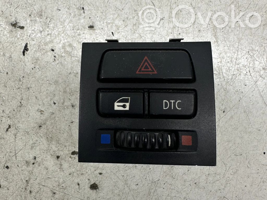 Hazard light switch   6131694565201,61316945652,6945652