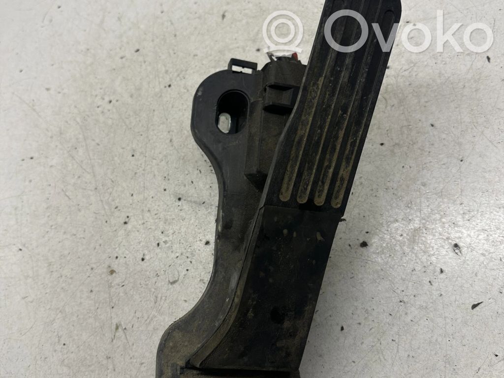 Volkswagen Golf VI Pedał gazu / przyspieszenia 