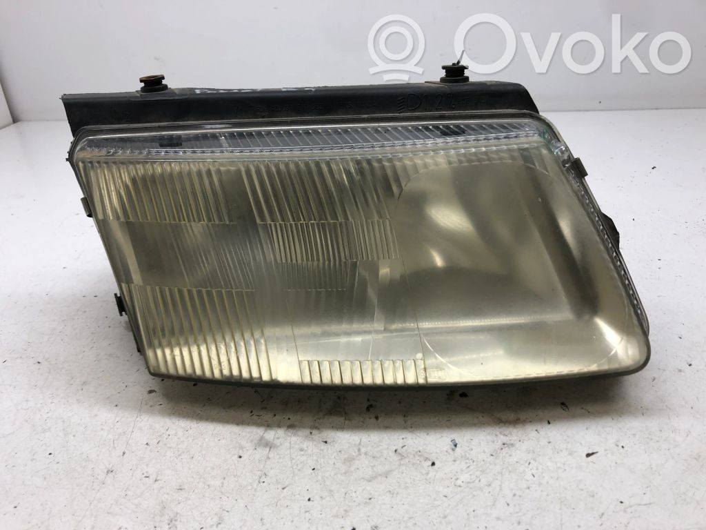 Volkswagen PASSAT B5 Lampa przednia 
