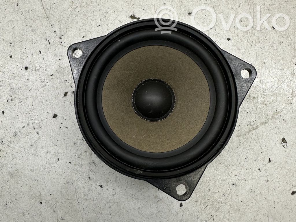 BMW 5 E60 E61 Etuoven kaiutin 
