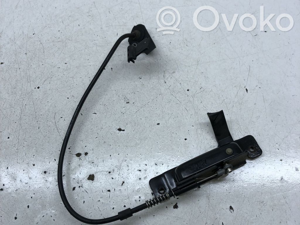 Volkswagen Caddy Fuel tank cap lock 
