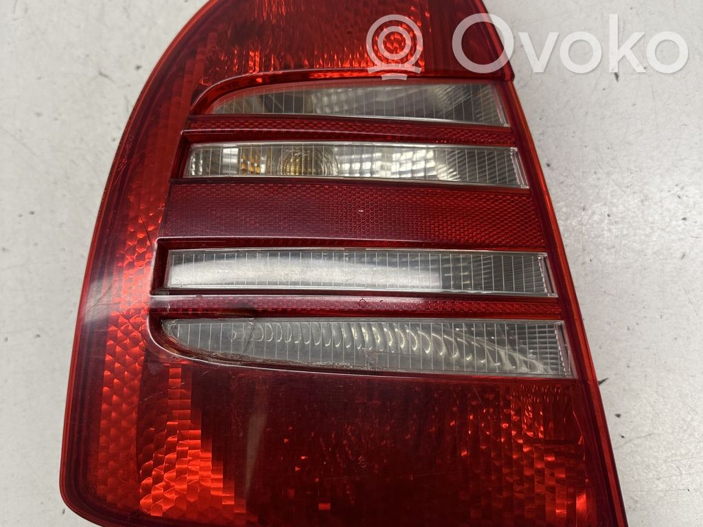 Skoda Superb B5 (3U) Lampă spate în caroserie 