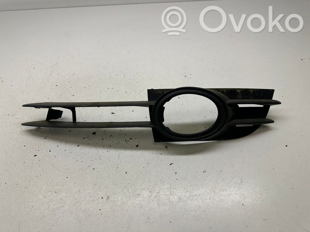 Audi A6 S6 C6 4F Grille antibrouillard avant 