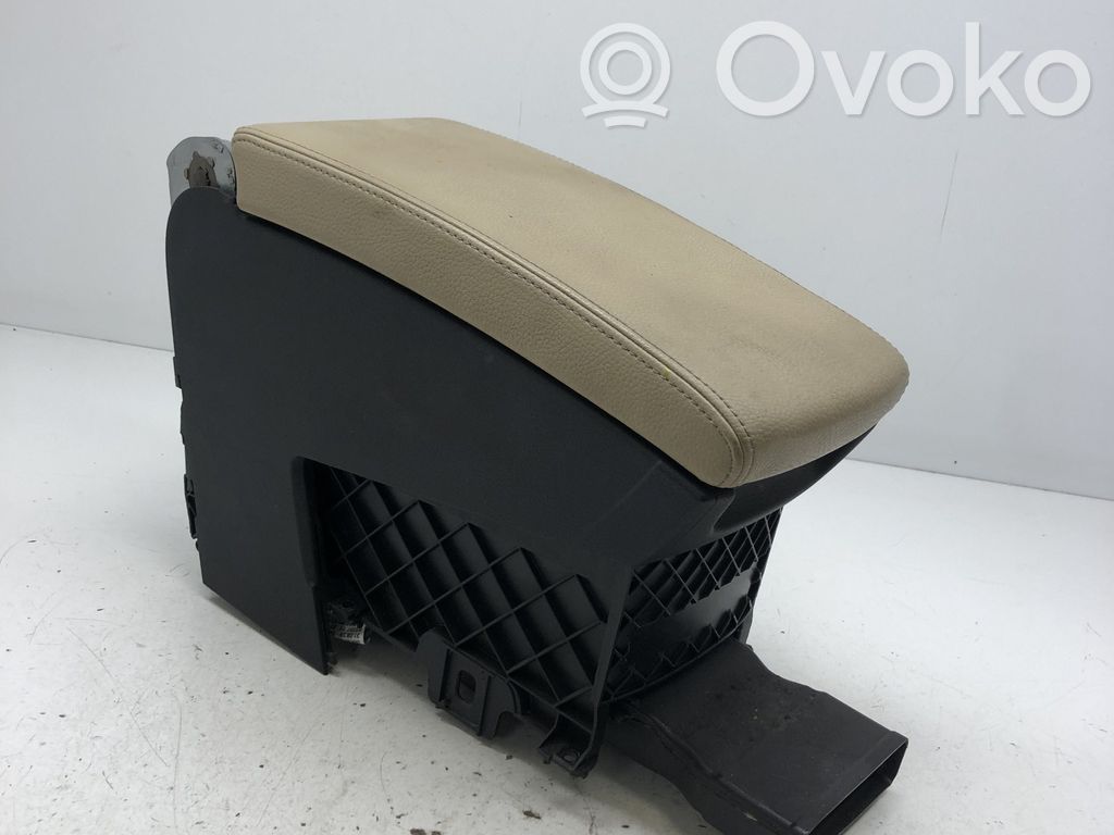 Volkswagen PASSAT CC Podłokietnik tunelu środkowego 